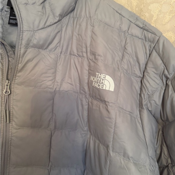 North Face Mens sz 3xl  Gray bubble Jacket $230 retail new with tags !!! - Picture 3 of 5